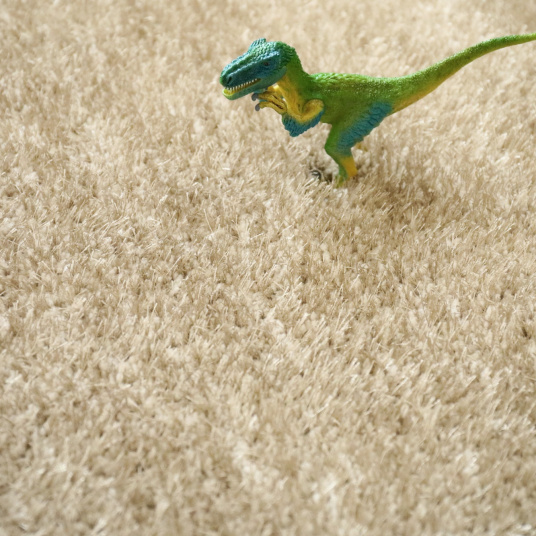 Tapis sur mesure Éclat shaggy beige - gros plan