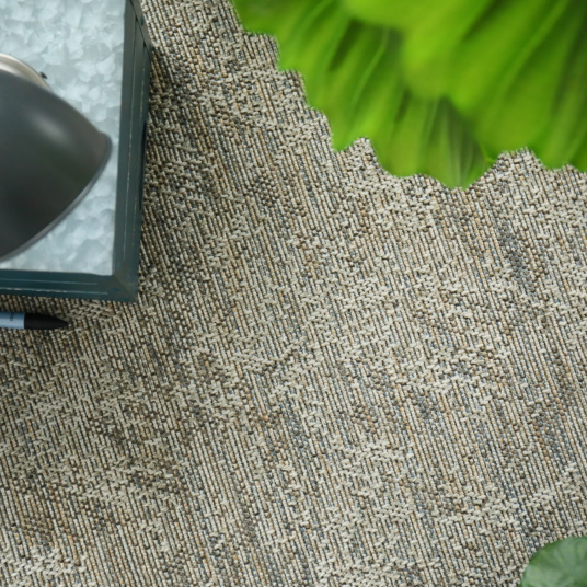 Moquette Tissé plat Jambi nuances gris perle - vue de haut