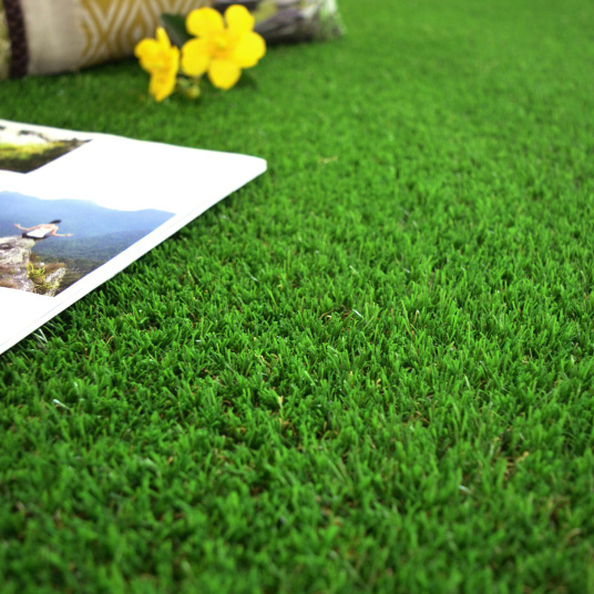 Fibres denses et douces du gazon artificiel New Paradise - 38mm, effet réaliste garanti