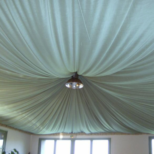 Tissu coton gratté M1 bleu clair tendu pour décoration événementielle