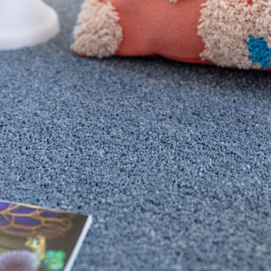 Tapis sur mesure ultra doux Kawaii - Bleu doux apportant une atmosphère paisible inspirée des nuances célestes