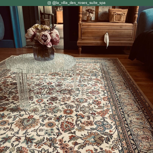 Tapis traditionnel floral Mamie in love Corail doux, tapis vintage revisité au style romantique et tendance