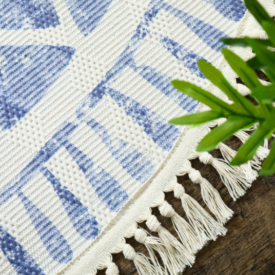 Tapis rond en coton blanc à franges - Aztèque - Motifs bleu - Macro tranche