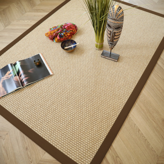 Tissé plat Sumatra - couleur naturel et finition marron