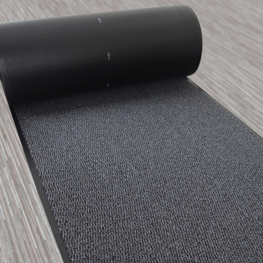 Vue du Tapis paillasson pour porte d'entrée Anthracite en rouleau