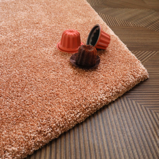 Tapis de salon design hexagonal Touch - Rose corail - gros plan