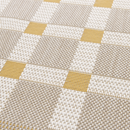Tapis à motif carreaux en matière recyclée - Pauline - Beige et ocre - gros plan