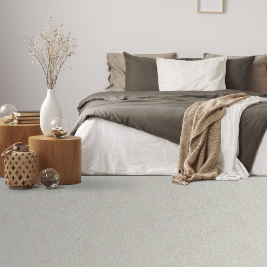 Moquette épaisse en polyester recyclé Re-life grège tendre - Chambre