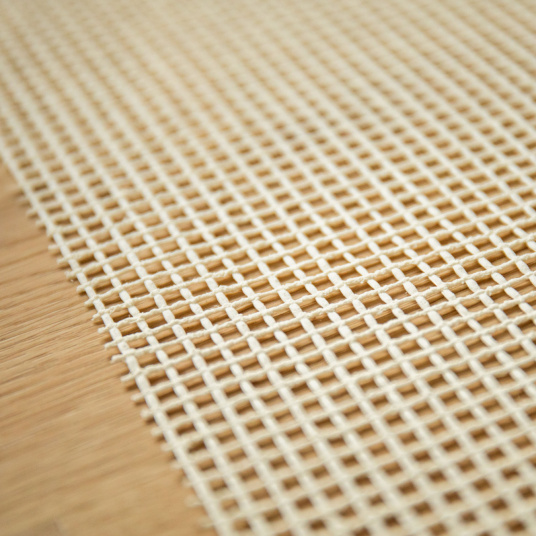 Sous-couche antiglisse pour tapis, usage sain et sécurisé dans les espaces de vie