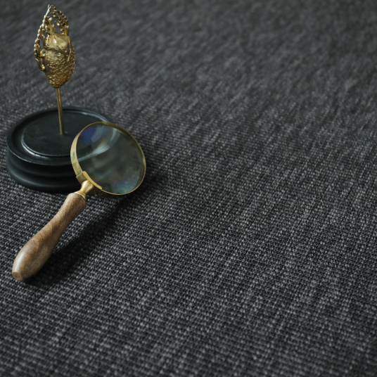 Tapis intérieur / extérieur Nusa gris ardoise ganse noire - gros plan