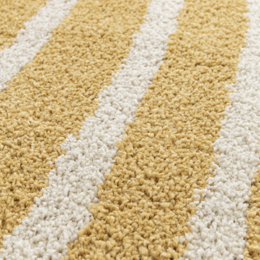 Tapis à poils longs Rainbow jaune - gros plan