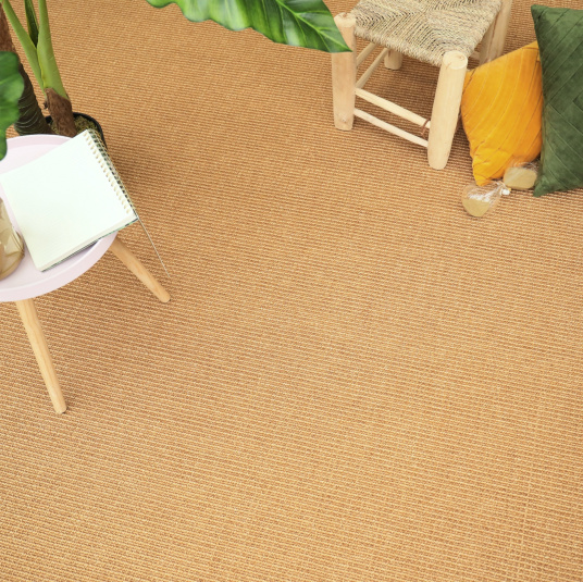 Sisal grosses boucles paille dorée - vue de loin