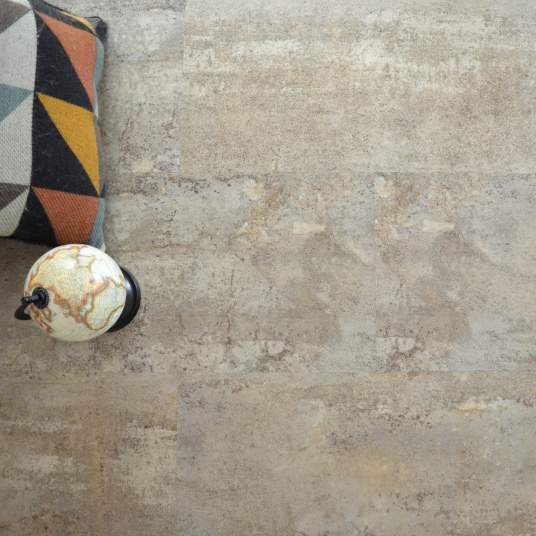 Dalle imitation béton beige 61 x 30,5 cm - Vinyle rigide Performance - Clic 5G