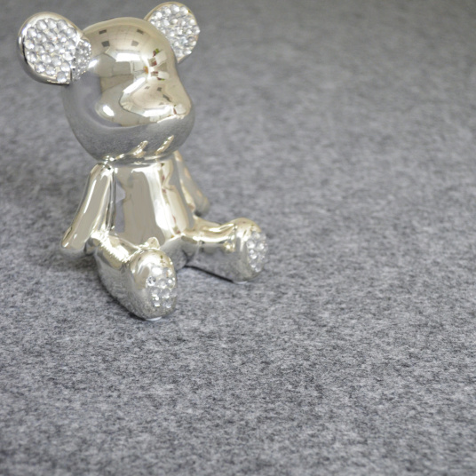 Moquette d’exposition filmée Stand Event gris, sol sobre pour ambiance déco moderne et raffinée