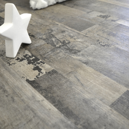 Sol vinyle rigide en lames Performance Clic 5G bois vintage naturel, patine marquée et effet bois vieilli