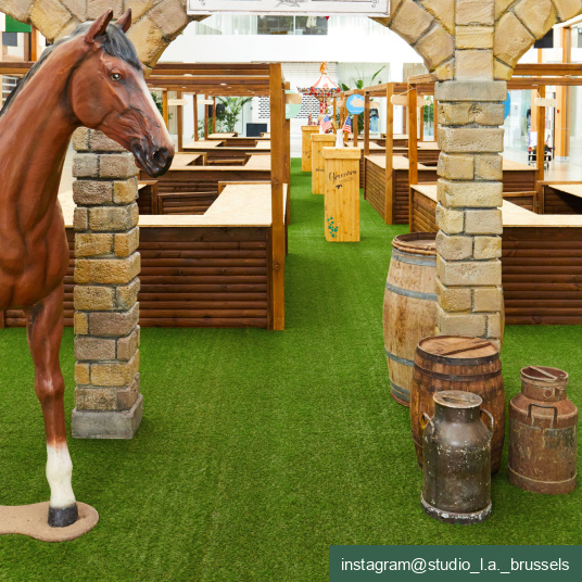 Aménagement événementiel sur gazon Villandry 25mm, facile à poser et résistant