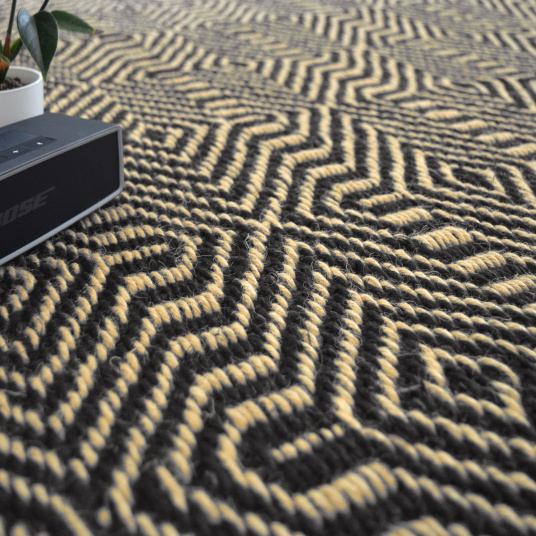 Tapis en Jute Bicolore à Motifs - gros plan