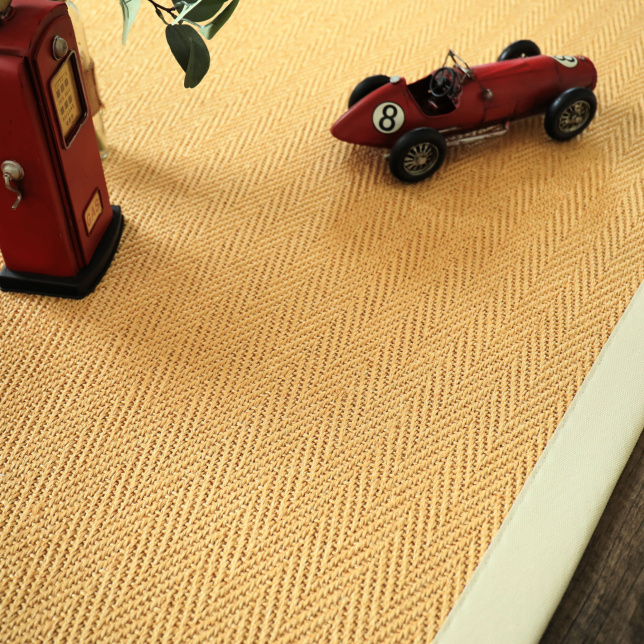 Tapis Sisal Veracruz - Chevron - Miel - ganse coton écru - Tranche