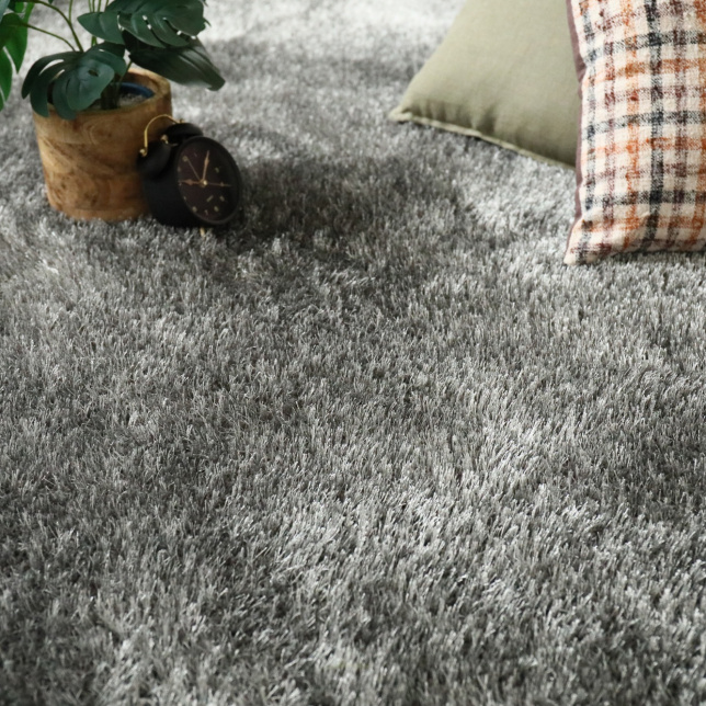 Tapis sur mesure Éclat shaggy gris foncé