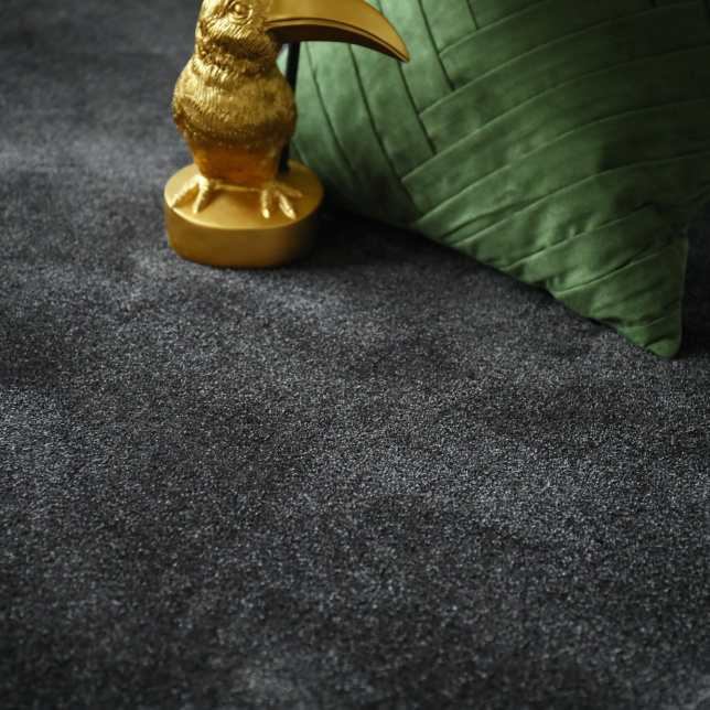 Tapis sur mesure doux Hypnose noir velours