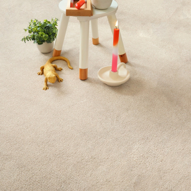 Tapis sur mesure en polyester recyclé Re-cycle beige