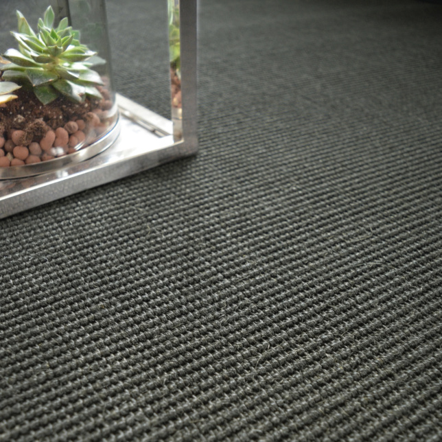 Tapis sur mesure Sisal Yucatan noir