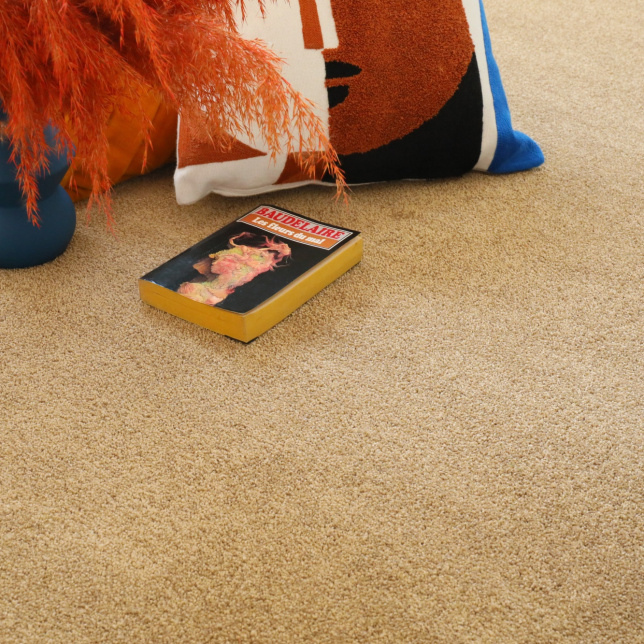 Moquette en polyester recyclé Re-cycle camel - salon