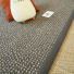 Tapis Laine et sisal Caloundra grosses boucles gris ganse anthracite - chambre