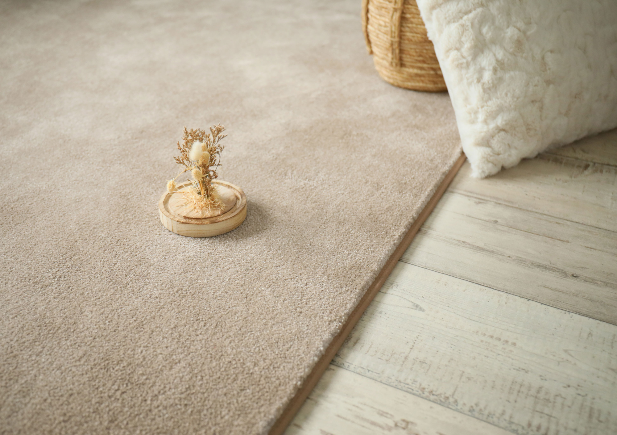 Tapis sur mesure doux Hypnose beige nude
