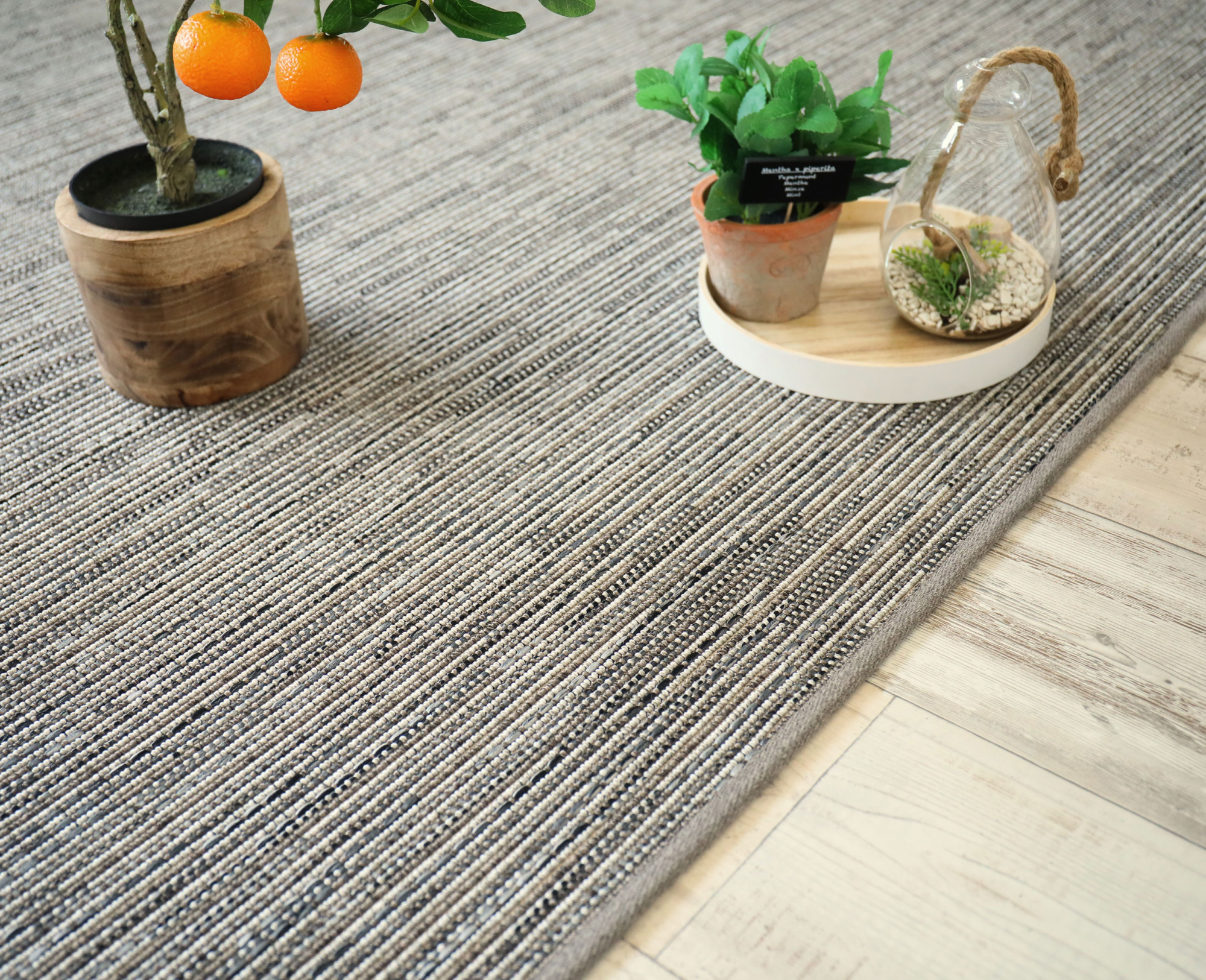Tapis sur mesure tissé plat Bornéo silver