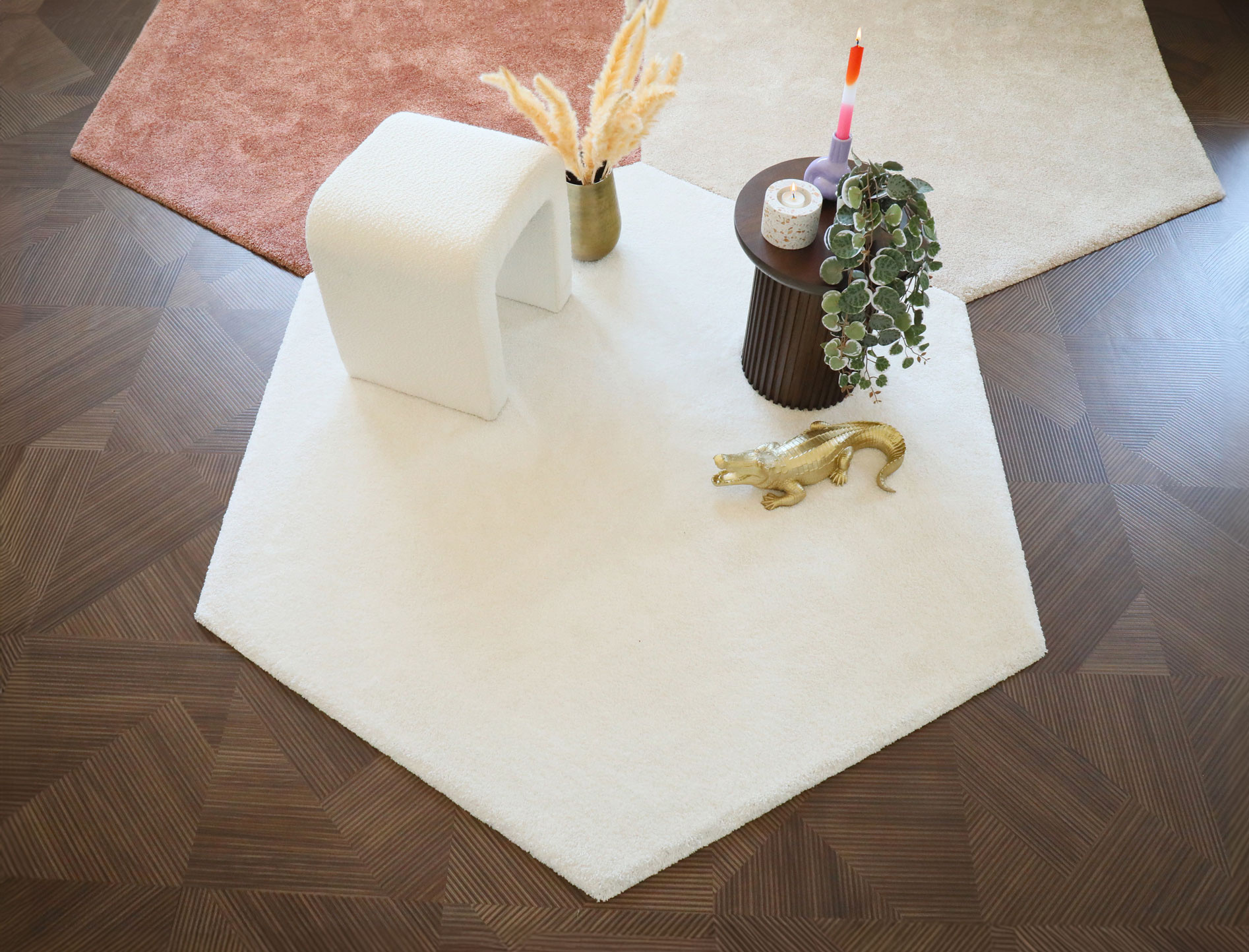 Tapis sur mesure doux poils longs Touch blanc crème