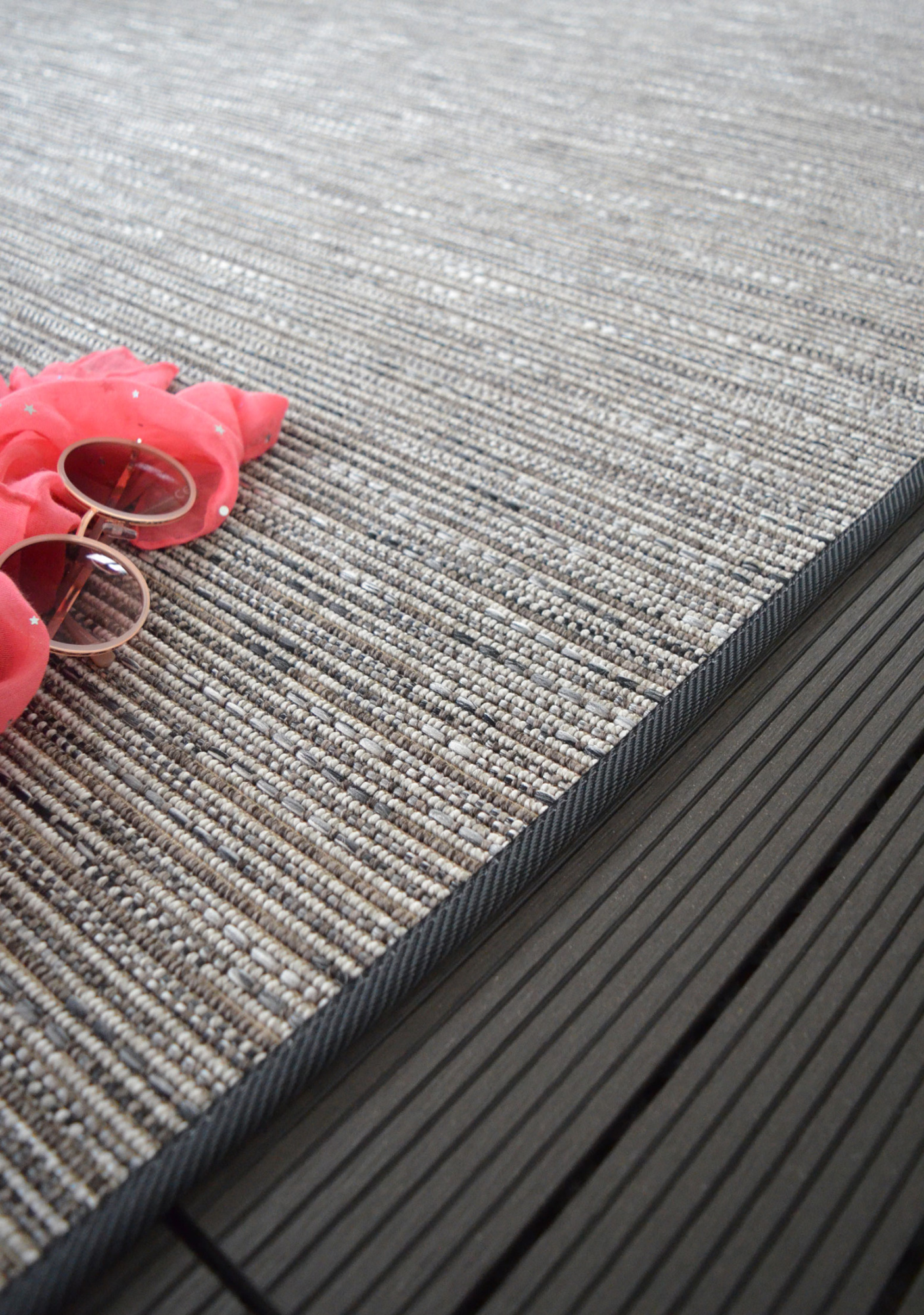 Tapis sur mesure tissé plat Bornéo silver