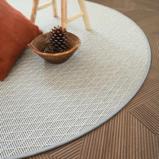 Tapis sur mesure tissé plat - Timika blanc craie