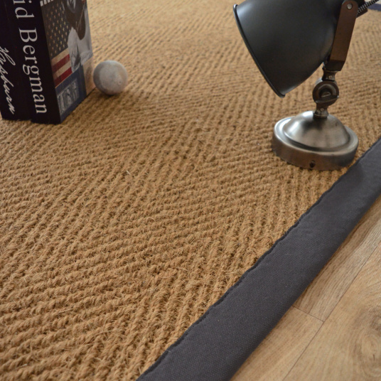 Tapis sur mesure Coco Paravan - Chevron
